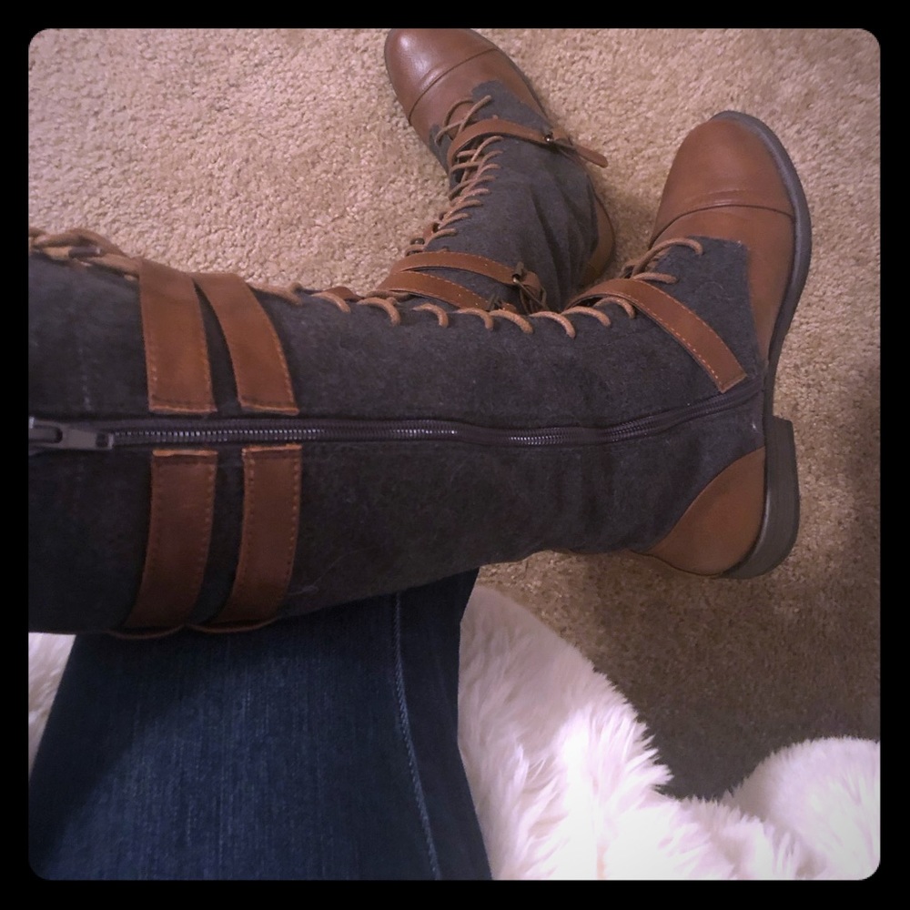 Bamboo Vintage Buckled Lace Up Boots